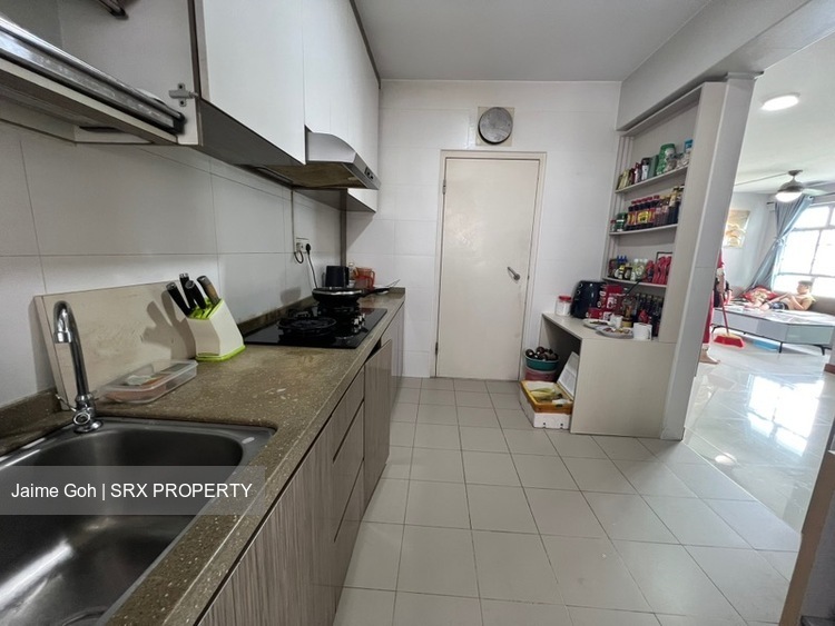 Blk 293D Skypeak @ Bukit Batok (Bukit Batok), HDB 4 Rooms #561334711